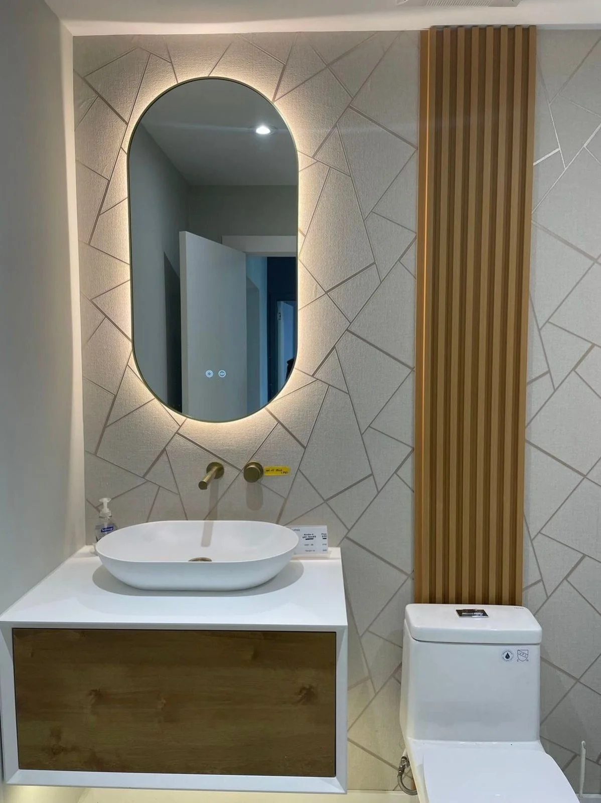 Oval frameless